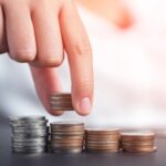 Redondeos mensuales de centavos: Dos meses para facturarlos