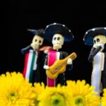 Días inhábiles en noviembre por día de Santos y de Fieles Difuntos